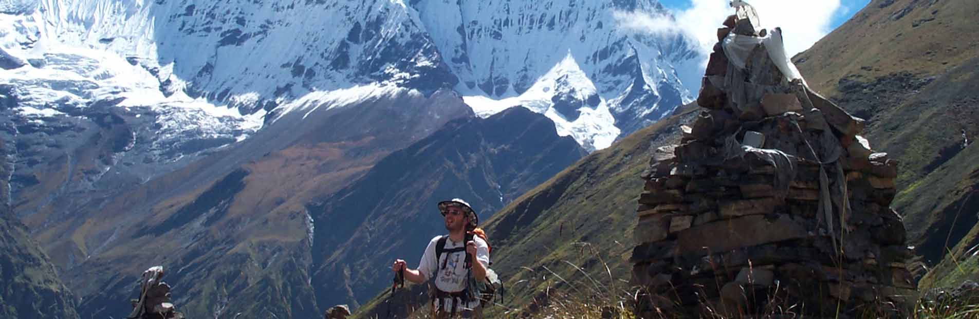 a trekkers in annapurna base camp.jpg