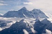 Everest, Lotse and Amadablam.jpg