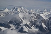 everest mountain flight 4.jpg
